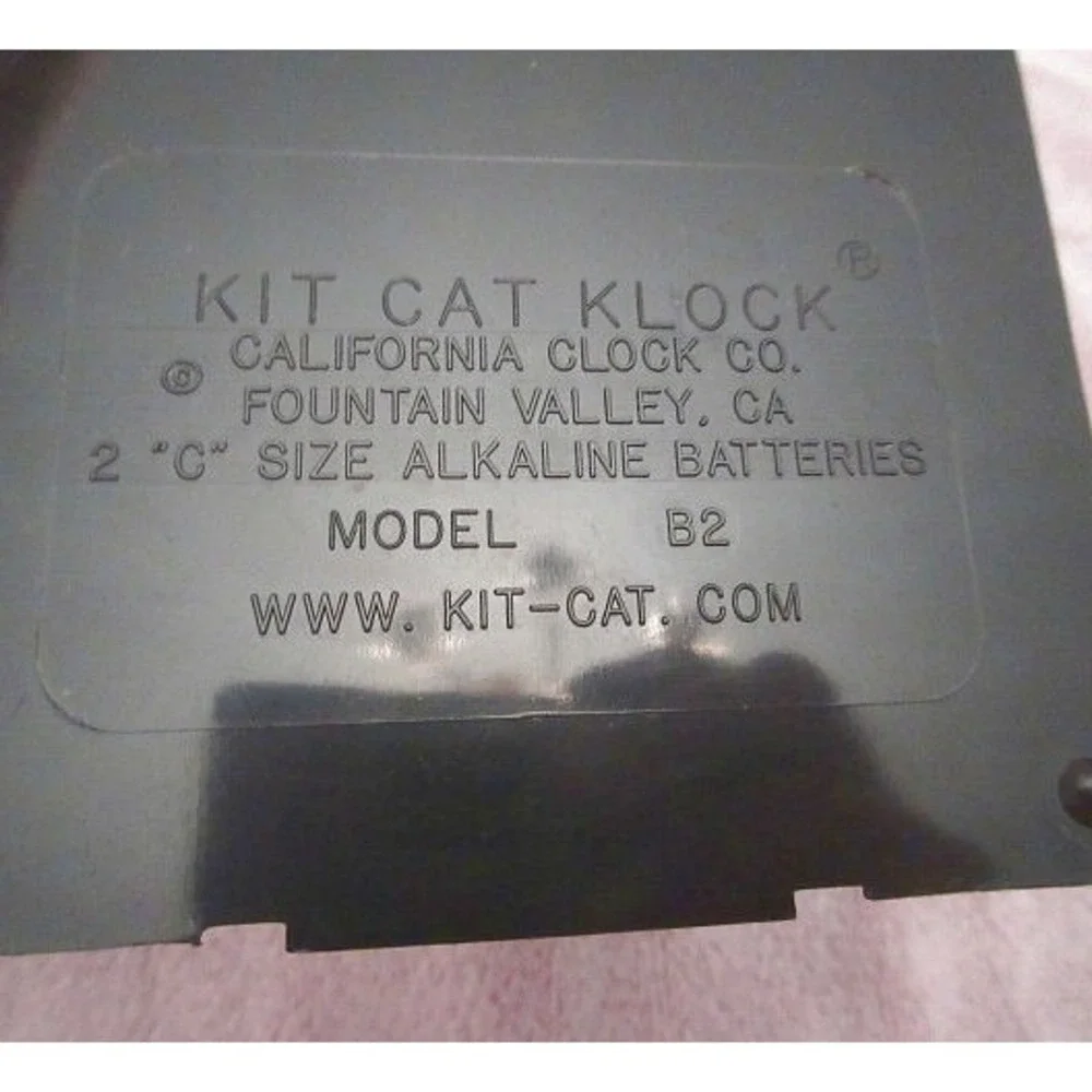 Vintage Kit Kat Klock B2 For Parts Or Repair Battery Operated Box Paperwork Tail